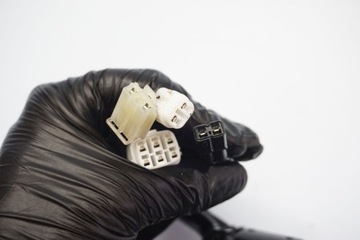 YAMAHA MT-09 TRACER 9 GT ПРАВЫЙ ПЕРЕКЛЮЧАТЕЛЬ