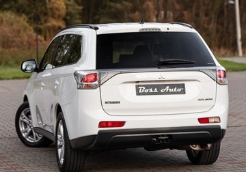 Mitsubishi Outlander III SUV 2.2 DOHC DI-D 150KM 2013 Mitsubishi Outlander 2.2DiD 150KM Full Skora Navi Camera Xenon Szyber Full, zdjęcie 7