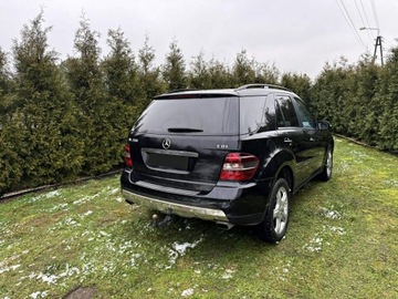 Mercedes Klasa M W164 Off-roader 3.0 V6 (280 CDI) 190KM 2006 Mercedes ML 320 3,0 V6 4Matic Offroad Sport, zdjęcie 3