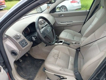 Volvo V50 2.0 TD 136KM 2004 Volvo V50 2.0TD 136km 04r, zdjęcie 4