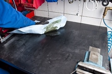 Мобильный комплект сорбентов только для масла Wheely 120