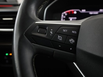 Seat Leon IV Sportstourer 1.5 eTSI (MHEV) 150KM 2021 Seat Leon DSG virtual cocpit navi LED czujniki, zdjęcie 30