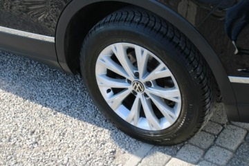 Volkswagen Tiguan II SUV Facelifting 2.0 TDI 150KM 2022 Volkswagen Tiguan LIFE DSG Salon Polska, zdjęcie 9