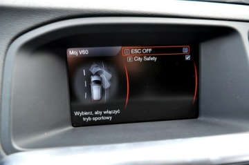 Volvo V60 I Kombi 2.0 D3 136KM 2013 Volvo V60 LiFT 2,0D 5-Cilindrów Automat Ledy, zdjęcie 28