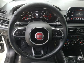 Fiat Tipo II Station Wagon 1.6 MultiJet 120KM 2017 Fiat Tipo 1.6 Multijet 120KM Klimatr Navi Kamera, zdjęcie 13
