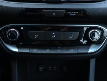 Hyundai i30 III Hatchback 1.4 MPI 100KM 2019 Hyundai i30 1.4 CVVT, Salon Polska, Klima, zdjęcie 15