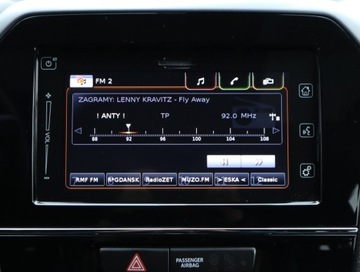 Suzuki Vitara III SUV Facelifting 1.4 BoosterJet 140KM 2019 Suzuki Vitara 1.4 BoosterJet, Salon Polska, zdjęcie 10