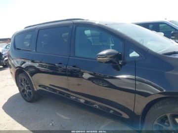 Chrysler Pacifica II 2024 Chrysler Pacifica Touring L 2024 3.6l 3.6 Benzyna 287KM, zdjęcie 5