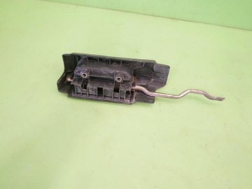 РУЧКА РАЗДВИЖНОЙ ДВЕРИ ПРАВАЯ VW T4 CARAVELLE 90-