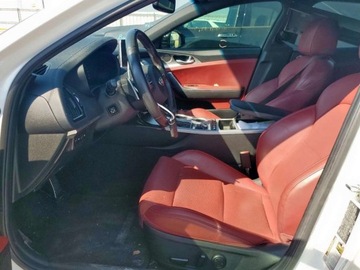 Kia Stinger 2021 Kia Stinger GT1 2021 3.3l 3.3 Benzyna 368KM, zdjęcie 7