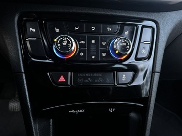 Opel Mokka I SUV 1.4 Turbo ECOTEC 140KM 2016 Opel Mokka LED Czujniki Tempomat Serwis Bluetooth, zdjęcie 24