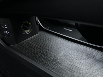 Omoda 5 1.6 T-GDI 147KM 2025 Omoda 5 NF Blood Red, zdjęcie 32