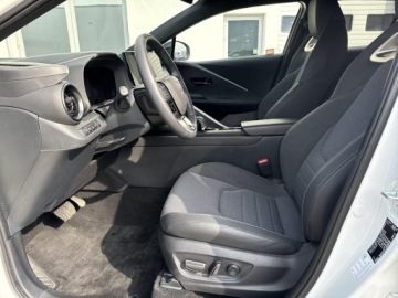 Toyota C-HR II SUV Plug-In 2.0 Hybrid Dynamic Force Plug-in  223KM 2025 Toyota C-HR 2.0 PHEV Executive 2.0 PHEV Executive|, zdjęcie 12