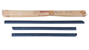 LIŠTA DVEŘE TOYOTA PRIUS II XW20 PZ415-G3522-00 PZ415-G3522-01 B2520-00