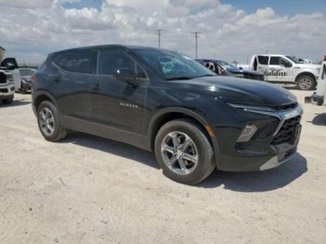 Chevrolet Blazer II 2023 Chevrolet Blazer 2023, 2,0L, po gradobiciu 2.0 Benzyna 228KM, zdjęcie 2