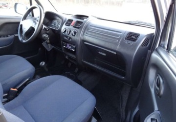 Suzuki Wagon II 1.3 i 16V 76KM 2003 Suzuki Wagon R 1.3b,klima,el.szyby,oplacony 1.3 Benzyna 76KM, zdjęcie 6