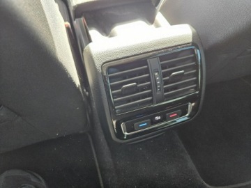 Volkswagen Passat B8 Variant Facelifting 2.0 TDI SCR 150KM 2021 Volkswagen Passat Variant 2,0 diesel 150KM DSG LED, zdjęcie 12