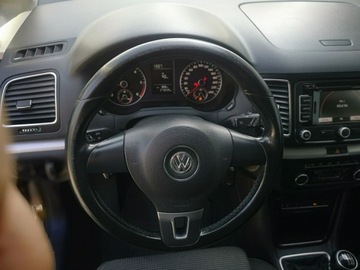 Volkswagen Sharan II Van 2.0 TDI-CR BMT 140KM 2011 Volkswagen Sharan 2.0TDI 140KM Klimatronic Tempoma, zdjęcie 12