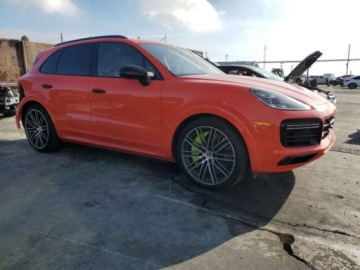 Porsche Cayenne III 2020 Porsche Cayenne 2020r., Turbo S E-Hybrid, od ubezpieczalni 4.0 Benzyna, zdjęcie 5