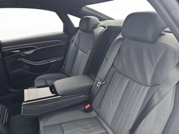 Audi A8 D5 Sedan Facelifting 3.0 55 TFSI 340KM 2022 Audi A8 pneumatyka, panoramiczny dach, kamery 360, BO, head up 3.0 Benzyna, zdjęcie 30