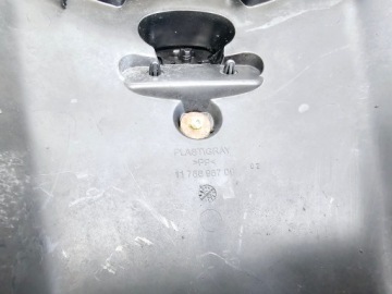 Peugeot Satelis 500 заднее крыло, крепление пластины