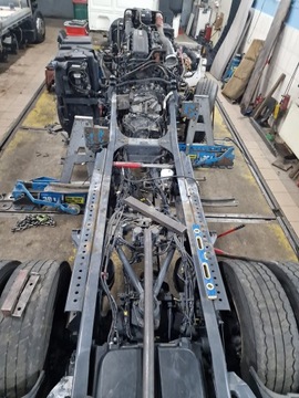 РЕМОНТ КАБИНЫ АВАРИЙНАЯ ВЫПРАВКА РАМ IVECO SCANIA ACTROS