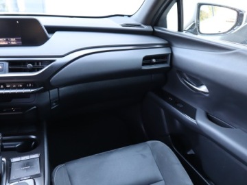 Lexus UX Crossover 250h 184KM 2021 Lexus UX 250h, Salon Polska, 1. Właściciel, zdjęcie 7
