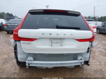 Volvo XC90 II SUV Plug-In 2.0 T8  455KM 2024 Volvo XC 60 2024 r., 2,0L PLUG-IN HYBRID T8 PLUS DARK THEME 2.0 Hybryda, zdjęcie 4