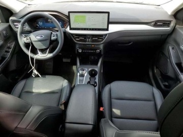 Ford Kuga III 2024 Ford Kuga 2024, 2.0L, 4x4, PLATINUM, po gradobiciu 2.0 Benzyna 250KM, zdjęcie 6