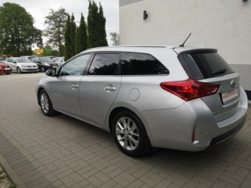Toyota Auris II Touring Sports D-4D 125 124KM 2014 Toyota Auris 2.0 D4D 122KM Klimatronic Parktronic, zdjęcie 8