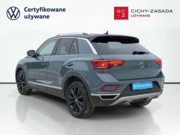 Volkswagen T-Roc I SUV Facelifting 2.0 TSI 190KM 2022 Volkswagen T-Roc 2.0 TSI 190 KM 4Motion FV23 Kamera cofania 2.0 Benzyna, zdjęcie 6