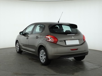 Peugeot 208 I Hatchback 3d 1.2 e-VTi 82KM 2014 Peugeot 208 1.2 PureTech, Salon Polska, zdjęcie 3