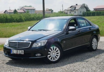 Mercedes Klasa C W204 2008 Mercedes-Benz Klasa C Mercedes-Benz Klasa C 1.8 Benzyna 183KM, zdjęcie 3
