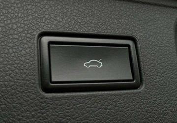 Volkswagen Passat B8 Variant 2.0 TDI SCR 240KM 2018 Volkswagen Passat R-LINE DSG Kamera 4x4 240KM Faktura Vat 23 2.0, zdjęcie 38