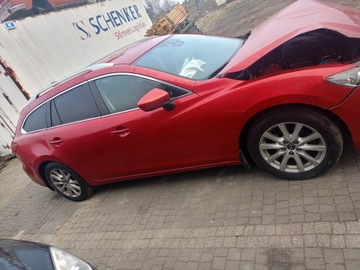 BLATNÍK PRAVÝ PŘEDNÍ MAZDA 6 2014