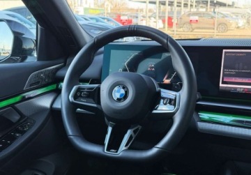BMW Seria 5 G90-91 2025 BMW Seria 5 I wlasciciel M Pro 360 Hak Gwarancja Bezwypadkowy FVAT23, zdjęcie 16