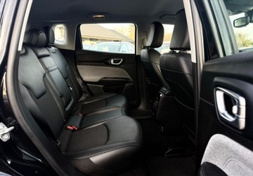 Jeep Compass II SUV Facelifting 1.3 GSE T4 130KM 2021 Jeep Compass LIFT 1,3 T4 Multi Led Virtual Tacho Skora Navi Kamera Reling, zdjęcie 25