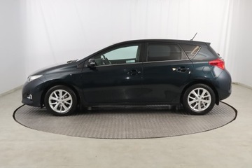 Toyota Auris I Hatchback 3d Facelifting 1.6 Valvematic 132KM 2013 Toyota Auris 1.6 Valvematic, Salon Polska, zdjęcie 2