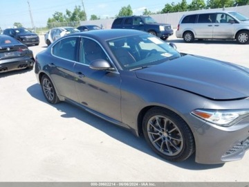 Alfa Romeo Giulia II Sedan Facelifting 2.0 Turbo 280KM 2020 Alfa Romeo Giulia 2020 Alfa Romeo Giulia RWD 2.0 Benzyna 280KM, zdjęcie 16