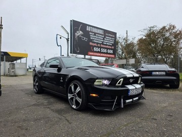Ford Mustang V Coupe V6 3.7 305KM 2013 Ford Mustang 3.7 Benzyna V6 305 KM, Manual, Led,
