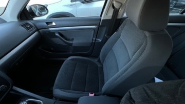 Volkswagen Golf VI 2009 Volkswagen Golf 1.4 TSI 125 km. ladny stan 2 komplety kol 1.4 Benzyna, zdjęcie 21