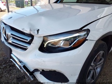 Mercedes GLC C253 2018 Mercedes-Benz GLC 2018 r., 2,0L 4 MATIC 2.0 Benzyna 241KM, zdjęcie 9