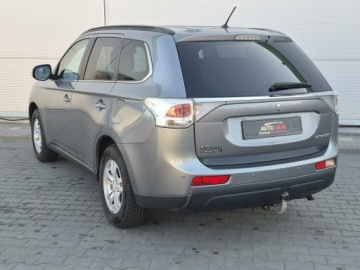 Mitsubishi Outlander III SUV Facelifting 2.0 SOHC MIVEC 150KM 2014 Mitsubishi Outlander 2.0i, 150KM, Tempomat, Hak,, zdjęcie 17