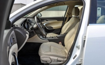 Opel Insignia I Sports Tourer 2.0 Turbo ECOTEC 220KM 2009 Opel Insignia 2,0T (220KM) 164 tys. km Skory 2.0 Benzyna 220KM, zdjęcie 6