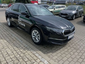 Skoda Octavia IV Liftback 1.5 TSI EVO 150KM 2025 Skoda Octavia Skoda Octavia Edition 130 Selection 1.5 Benzyna 150KM, zdjęcie 1