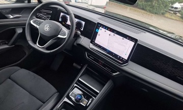 Volkswagen Tiguan II SUV Facelifting 1.5 TSI 150KM 2024 Volkswagen Tiguan serwis ASO 1.5eTSI 150KM bezwyp pakiet MatrixLED kamera3, zdjęcie 13