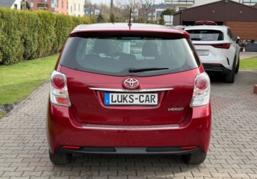 Toyota Verso Minivan Facelifting 1.8 Valvematic 147KM 2017 Toyota Verso 1,8 147KM 7 os. PANORAMA Climatronic Kamera ASO Dla wymagajac, zdjęcie 4