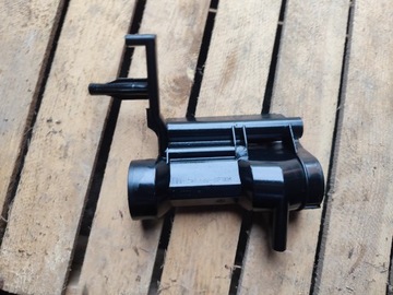 ŁAPACZ OLEJU SKRZYNI BIEGÓW CVT AUDI 01J301279