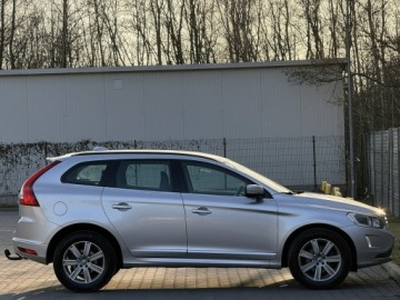Volvo XC60 I SUV Facelifting 2.0 D4 DRIVE-E 190KM 2016 Volvo XC 60 2,0D4 190KM Navi /Alufelgi /Led/Xenon, zdjęcie 39