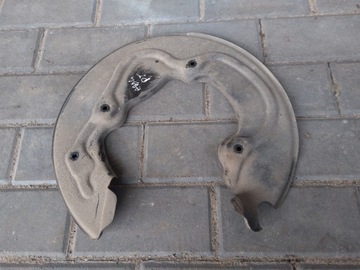 OSŁONA TARCZY HAMULCOWEJ AUDI A8 D4 TYŁ PRAWY